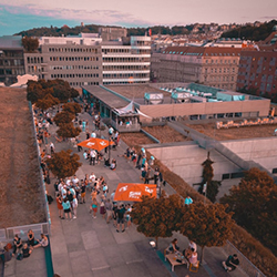 Traffic Is Building on Nový Smíchov’s Rooftop